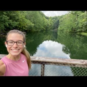 Meet your Posher, Ali